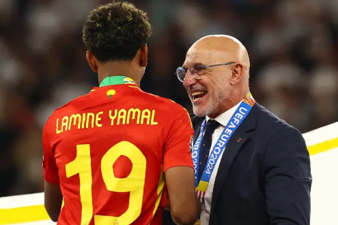 “Yamal do të bëjë histori si futbollist, duhet ta trajtojmë me qetësi dhe kujdes”