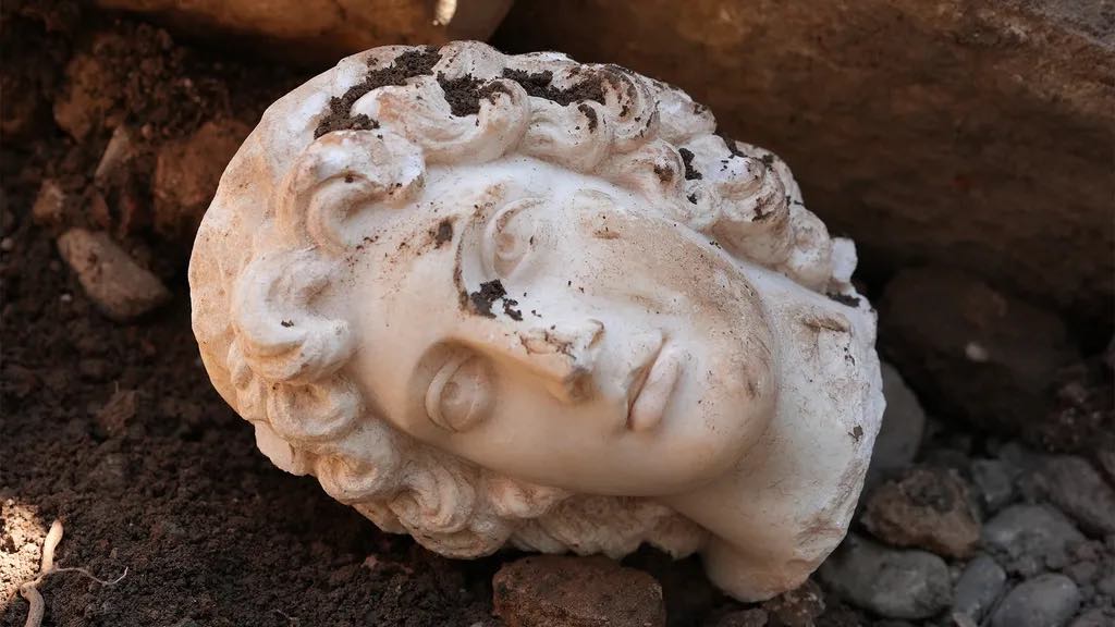 Zbulohet në Turqi statuja e Aleksandrit të Madh, daton prej shekullit të dytë