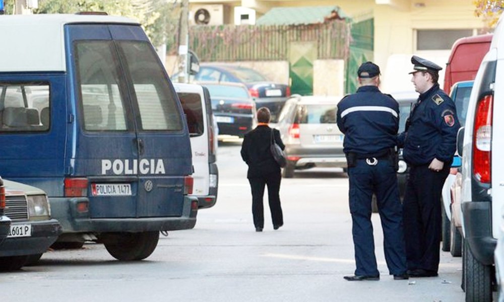 Zhduket pa lënë asnjë gjurmë 27-vjeçari në Dhërmi, i vëllai bën kallëzimin në polici