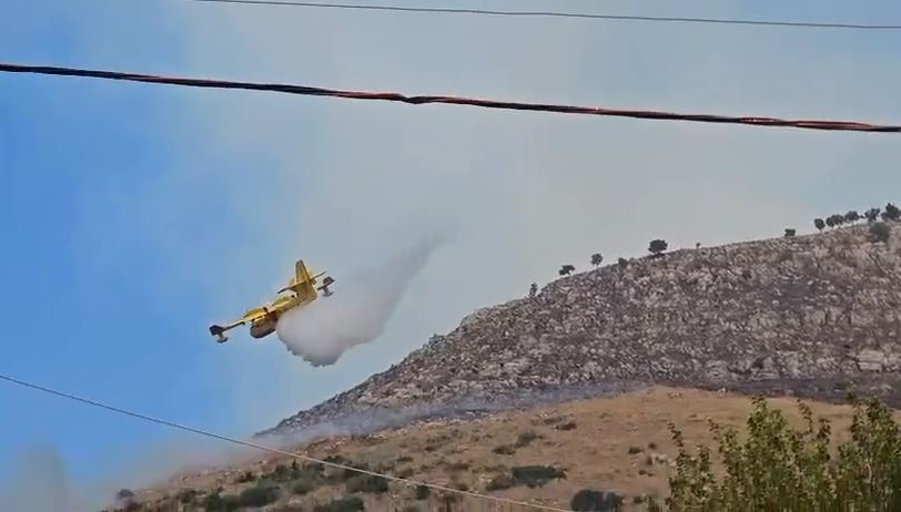 Zjarret në Finiq, në aksion edhe avioni kroat