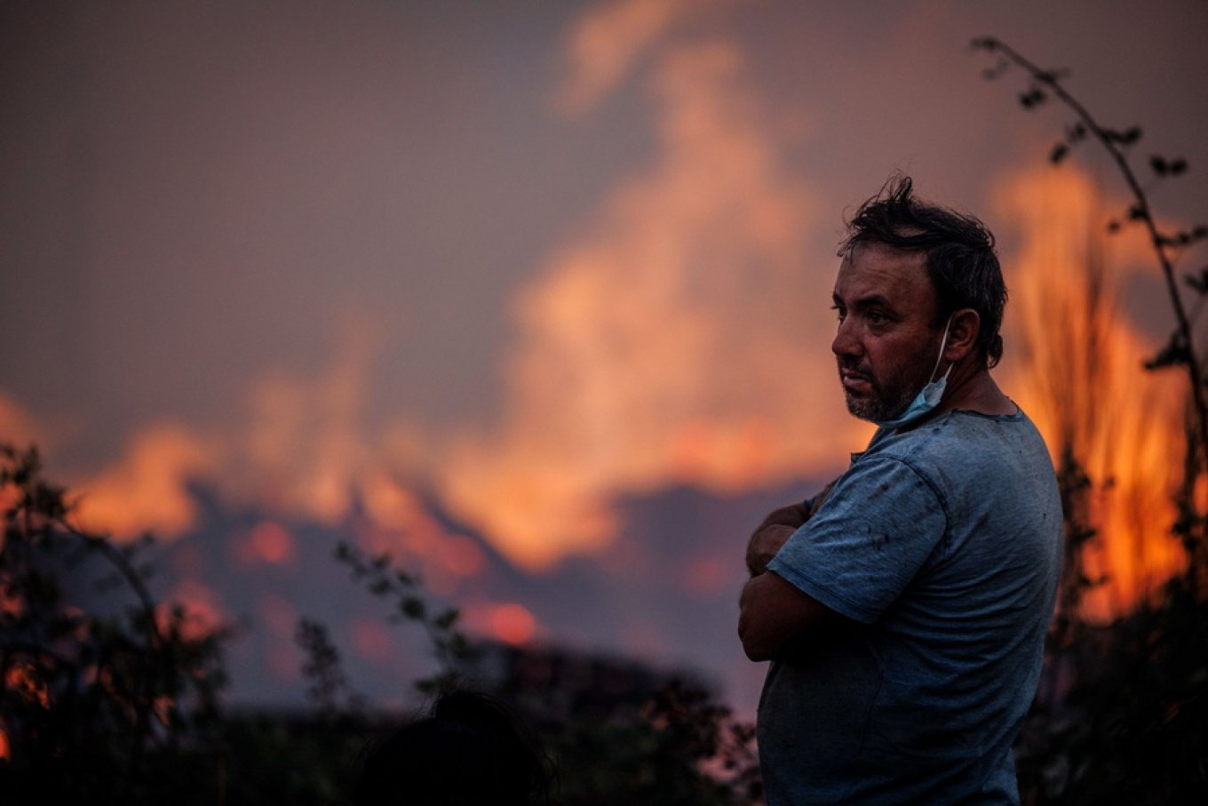 Zjarret në Portugali vazhdojnë për të dhjetën ditë radhazi, 1,600 zjarrfikës në luftë me flakët