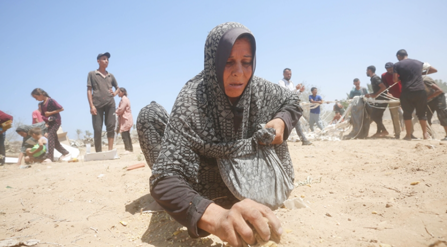 Zyrtari i lartë i OKB: Gaza është kthyer në ferr, njerëzit po vriten përmes bombardimeve dhe urisë