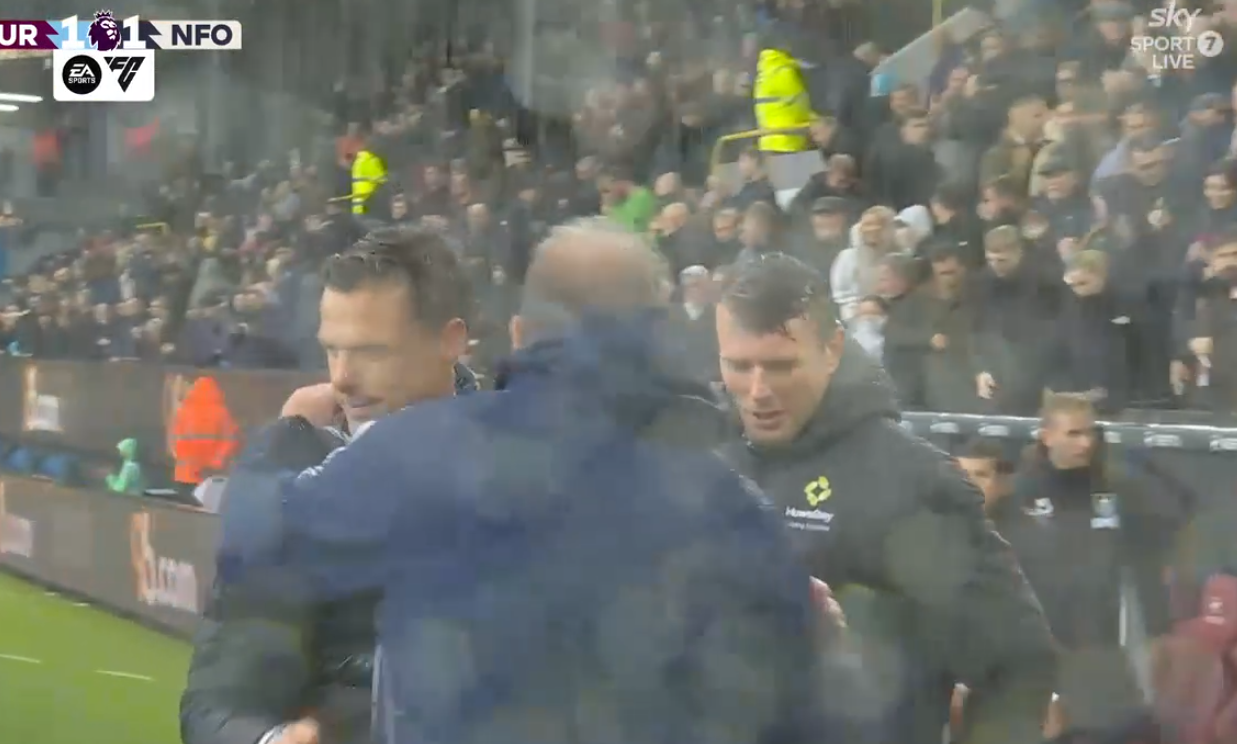 0 minuta për Armando Brojën, trajneri i Burnley e lë shqiptarin si zgjedhje të tretë