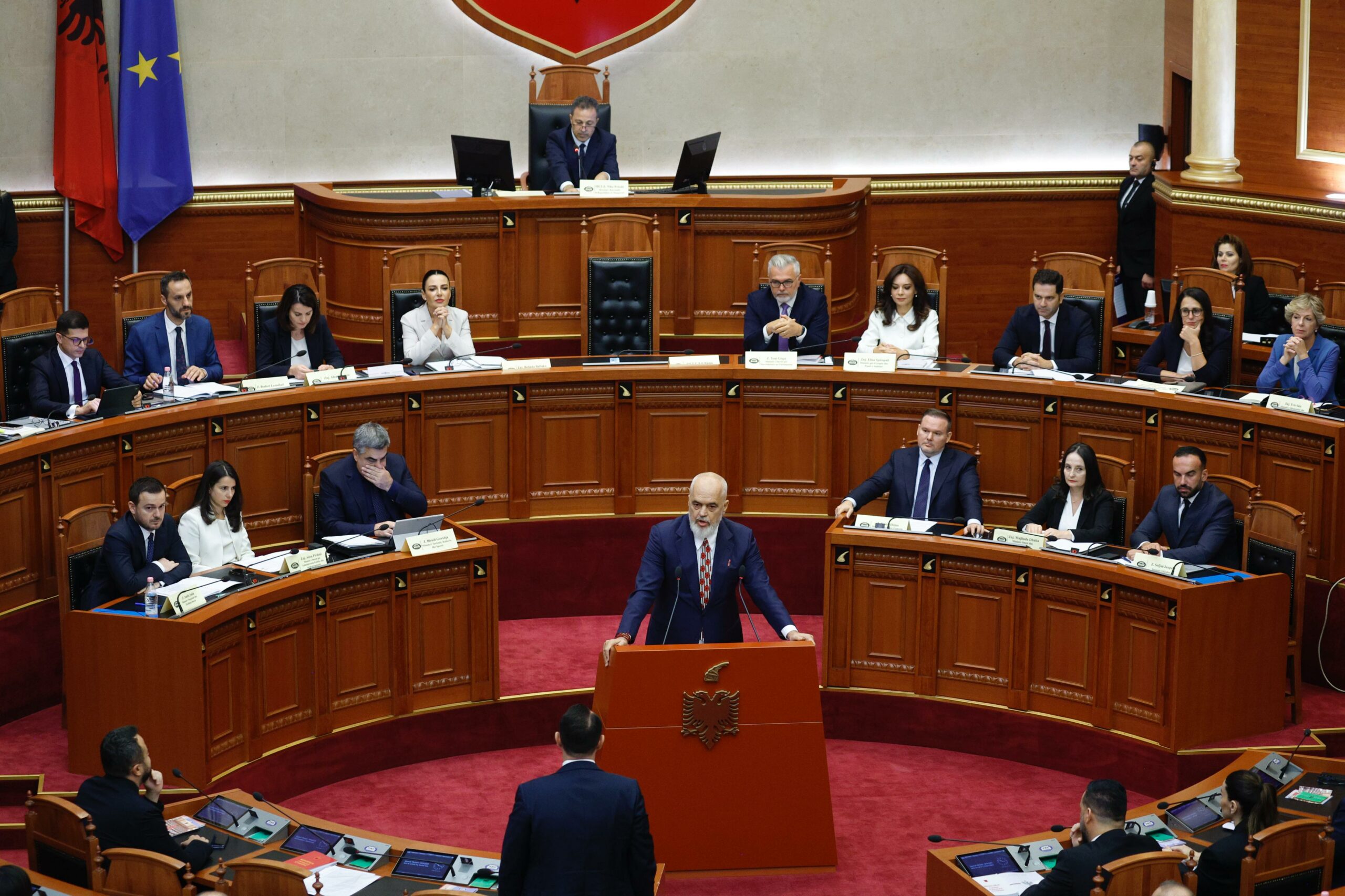 26 organizata ndërkombëtare e shqiptare për lirinë e medias letër kreut të Kuvendit: Të anulohen planet e mazhorancës për kufizimin e pranisë së gazetarëve në Parlament