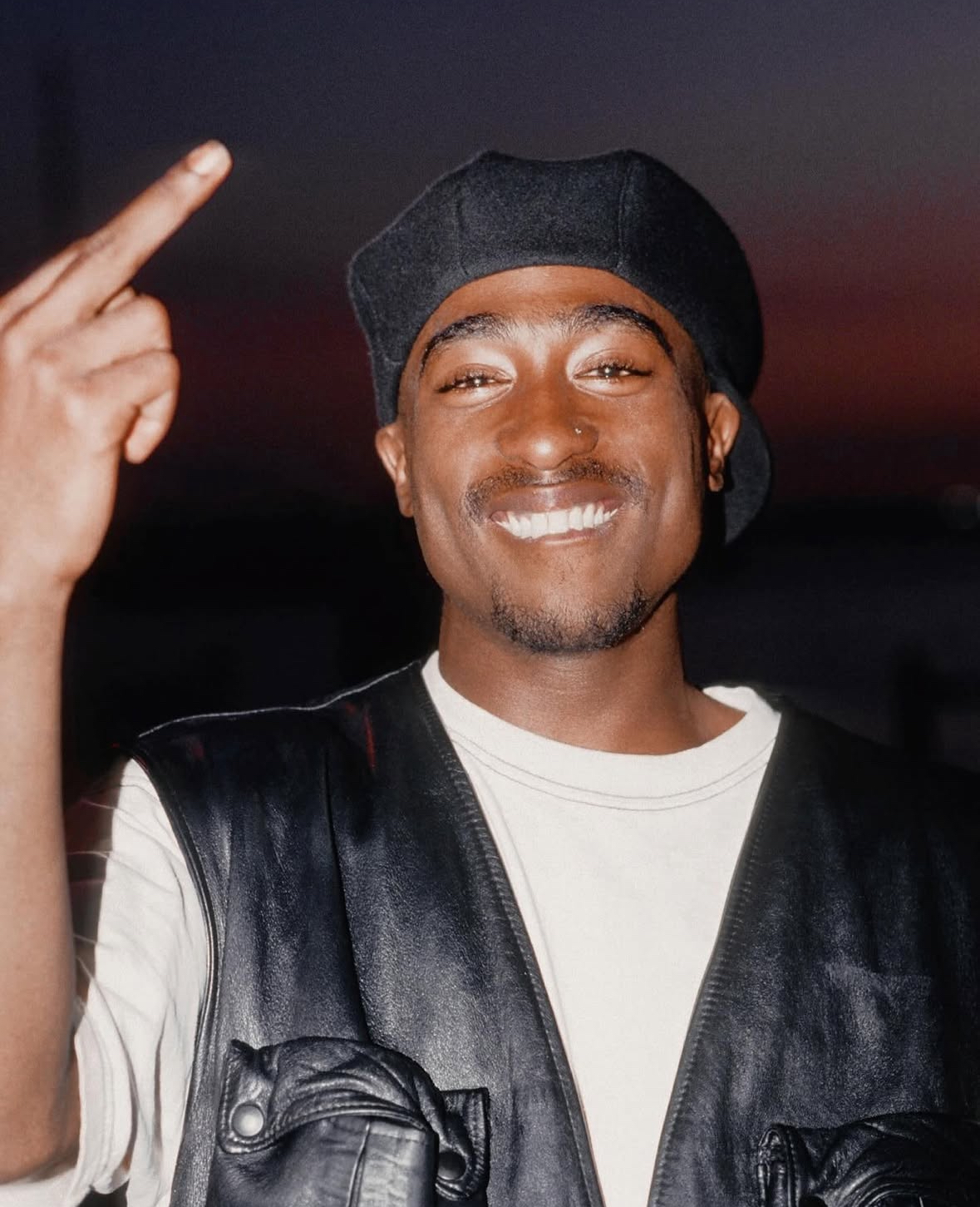 29 vite pa Tupac Shakur, legjenda e hip-hop-it që la gjurmë të pashlyeshme
