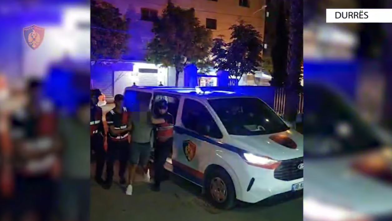 51-vjeçari vri*et, nipi e gjen të pajetë brenda banesës