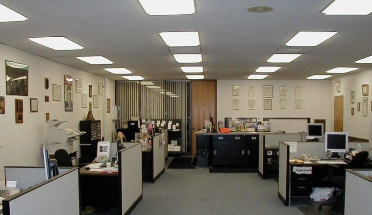 Administrata Publike “fryhet” me drejtues, bien nëpunësit e thjeshtë