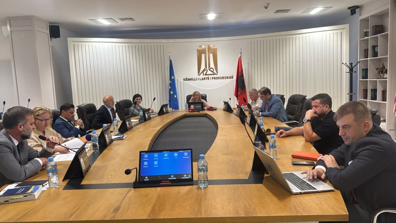 Aida Hajnaj përfundon zyrtarisht mandatin si drejtoreshë e BKH-së, KLP e liron nga detyra