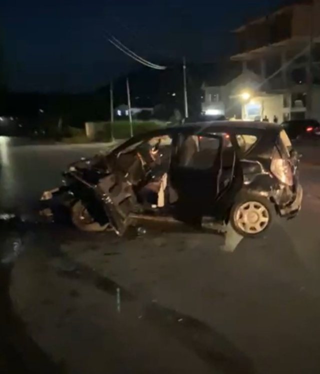 Aksident fatal në Has/ Mjeti ka dalë nga rruga duke përfunduar në murin e biznesit, raportohet për një viktimë (PAMJET)