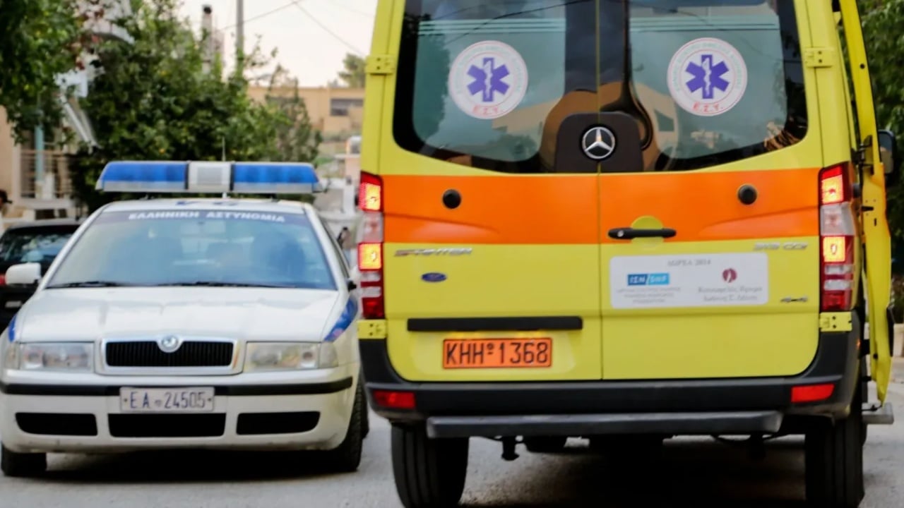 Aksident i frikshëm me vdekje në Greqi/ Gruaja turke humb jetën pasi makina përmbyset, me të ndodhej dhe i biri