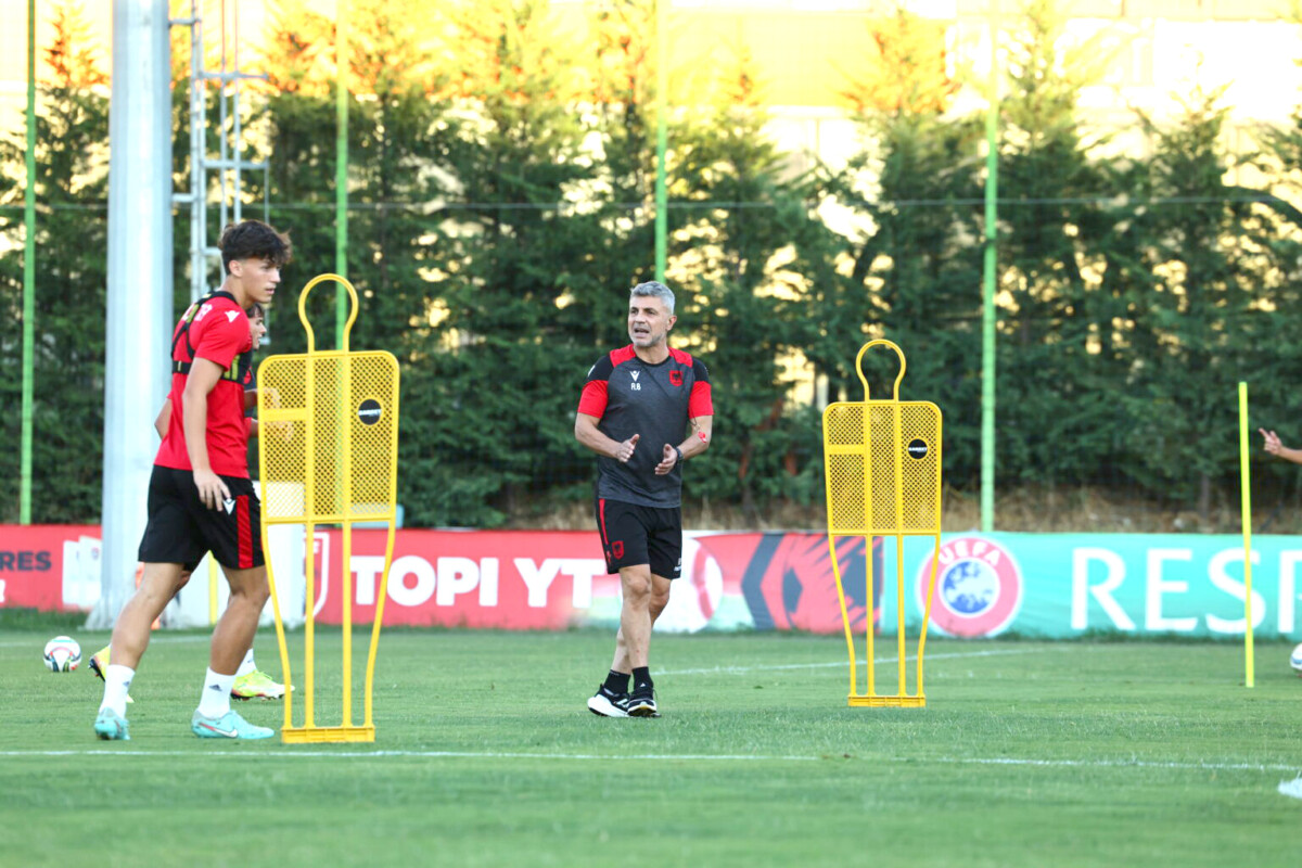 Alban Bushi pret një paraqitje të madhe të Shqipërisë U21 përballë Gjermanisë: Japim 200%