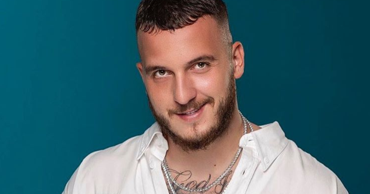 Arrestohet në aeroportin e Prishtinës reperi Mozzik, zbulohet arsyeja