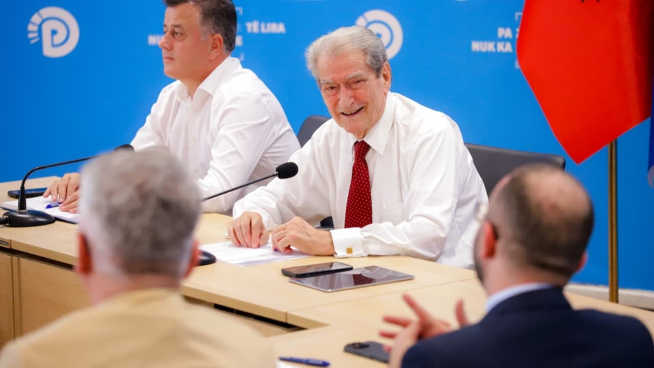 “Asnjë ministër verior në qeverinë e Ramës”/ Berisha kritikon qeverinë e re socialiste: Asnjë pushtues apo diktator nuk ka mbajtur këtë qëndrim ndaj veriut të vendit