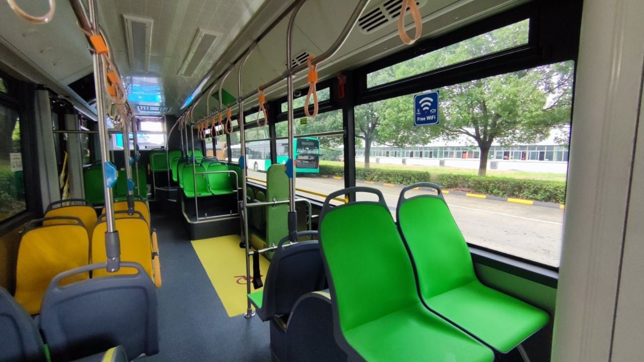 Autobusë dhe bileta elektronike/ Qeveria shpalos programin për transportin, do të krijohet kompani shtetërore