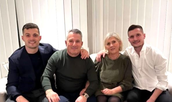 Babai i Xhakës i ashpër me tifozët dhe lojtarët e Kosovës: Të mjerë, pse Graniti duhet t’jua linte lojën?