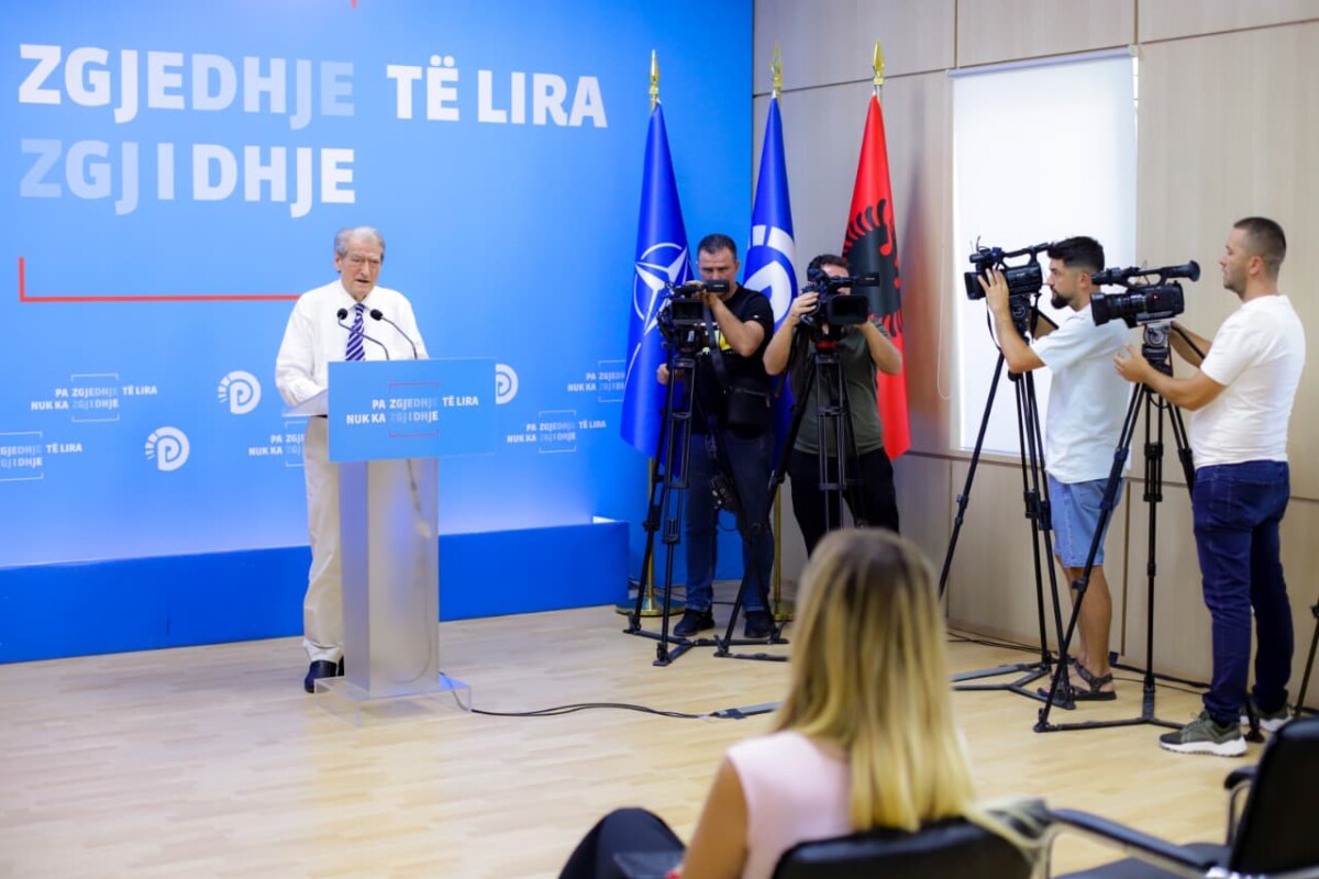 Berisha thirrje FBI-së: Hetoni udhetimet me charter të Edi Ramës dhe Alex Soros