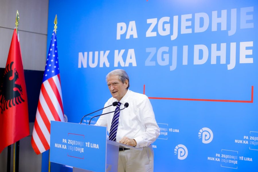 Berisha:Dokumenti sekret i Sorosit parashikonte përjetësimin e narkoshtetit të Ramës