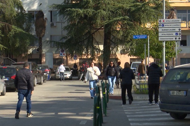 BERZH mban të pandryshuar parashikimin për Shqipërinë: Rritja ekonomike 3.5%. Rreziqet, të brendshme dhe të jashtme