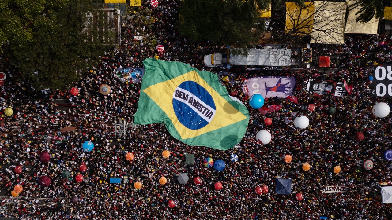 Bolsonaro nën sulm, mijëra protestues në Brazil kërkojnë dënim të plotë ndaj ish-presidentit të vendit