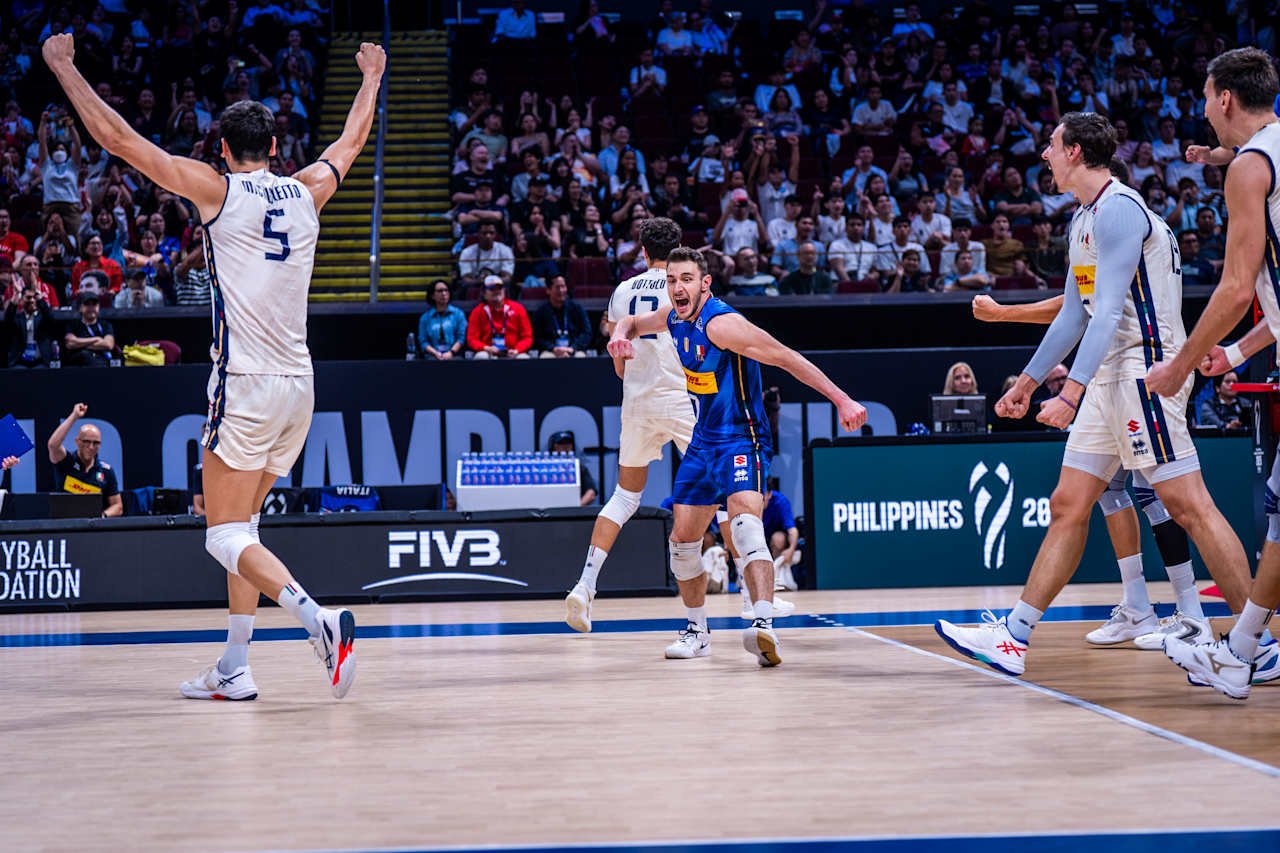 Botërori i Volejbollit/ Mposhti rivalin e fortë, Italia në finale me Bullgarinë