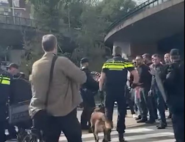 Çfarë ndodhi jashtë Gjykatës Speciale? Policia holandeze ‘trembet’ nga shqiptarët, ngrihet helikopteri mbi Hagë