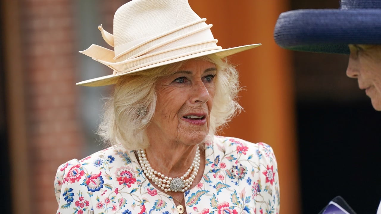 “Dikush tentoi të më përdhunonte”/ Rrëfimi tronditës i Mbretëreshë Camillës: E godita me takën e këpucës në testikuj