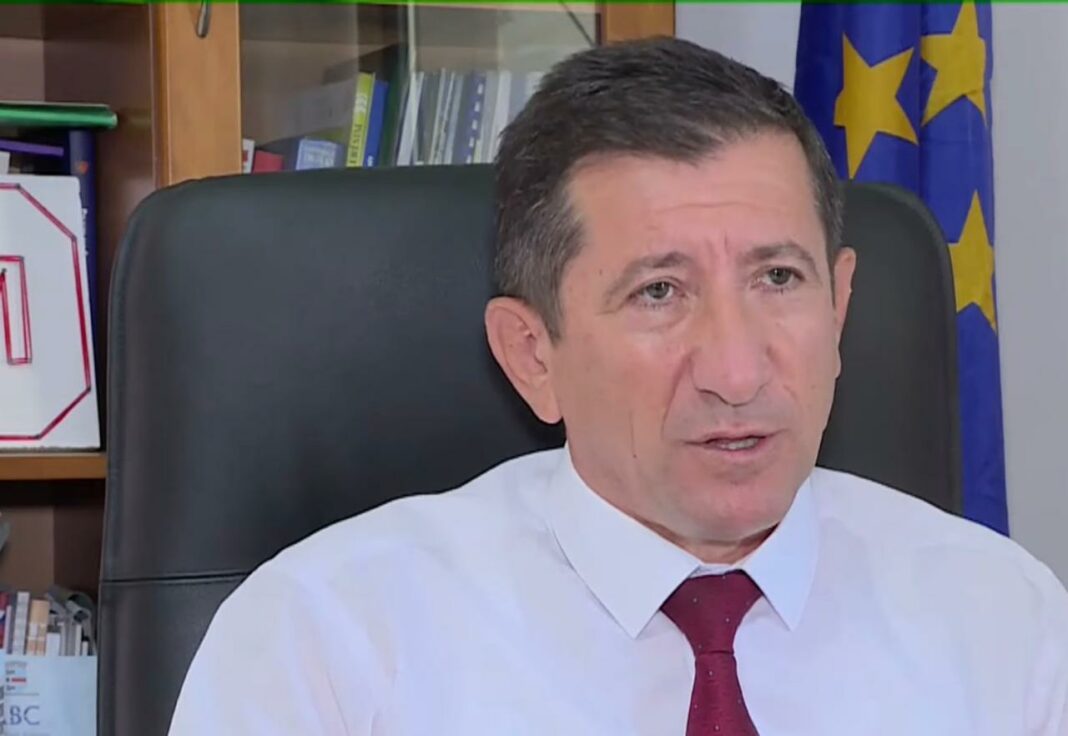 Drejtori i Institutit për Bashkitë: 1/3 e kryebashkiakëve kanë probleme me integritetin dhe korrupsionin