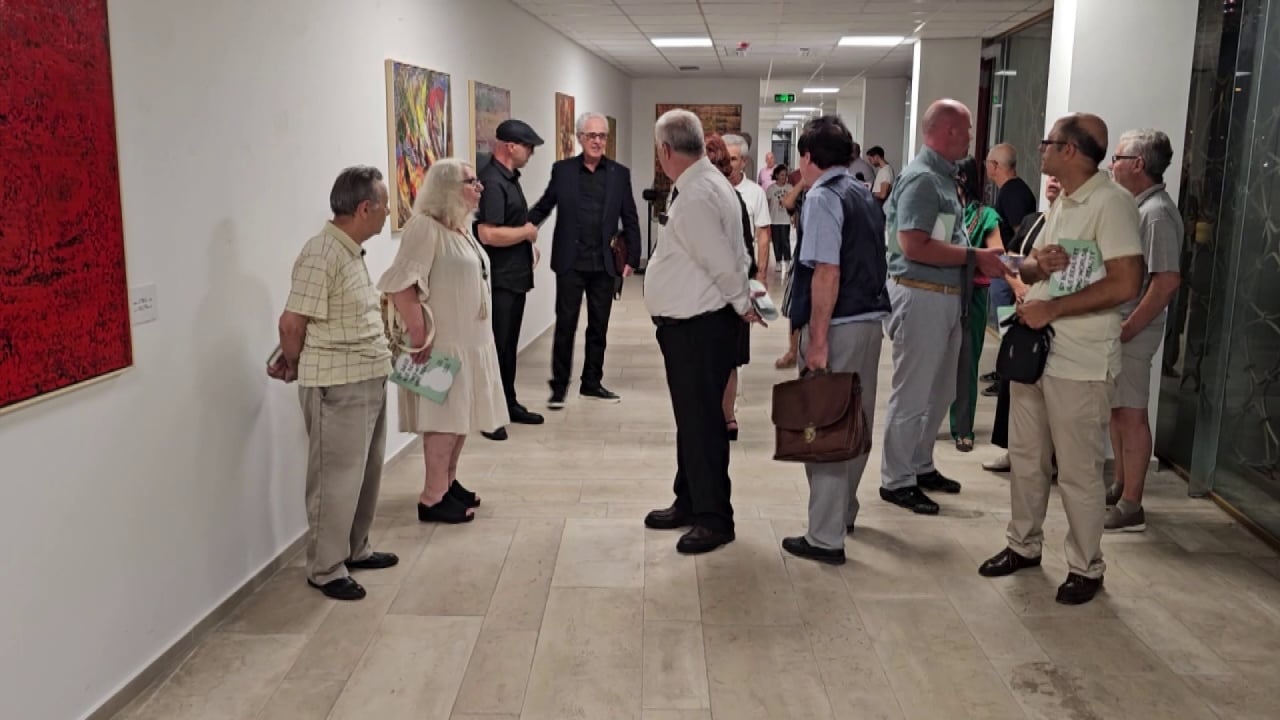 “Dy botë, një realitet”/ Durrës, ekspozita në Galerinë e Artit Pamor “Nikolet Vasia”