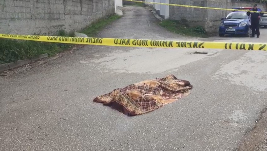 Dyshohet se vuante nga depresioni, gjendet i vetëvarur në banesë 81-vjeçari në Divjakë