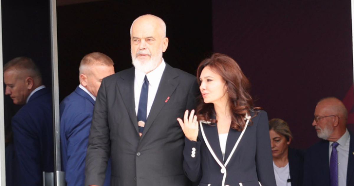 E largoi si kryeparlamentare, por i dha ‘timonin’ e politikës së jashtme, reagon Spiropali: Përgjegjësi e re…bashkë drejt së ardhmes europiane!