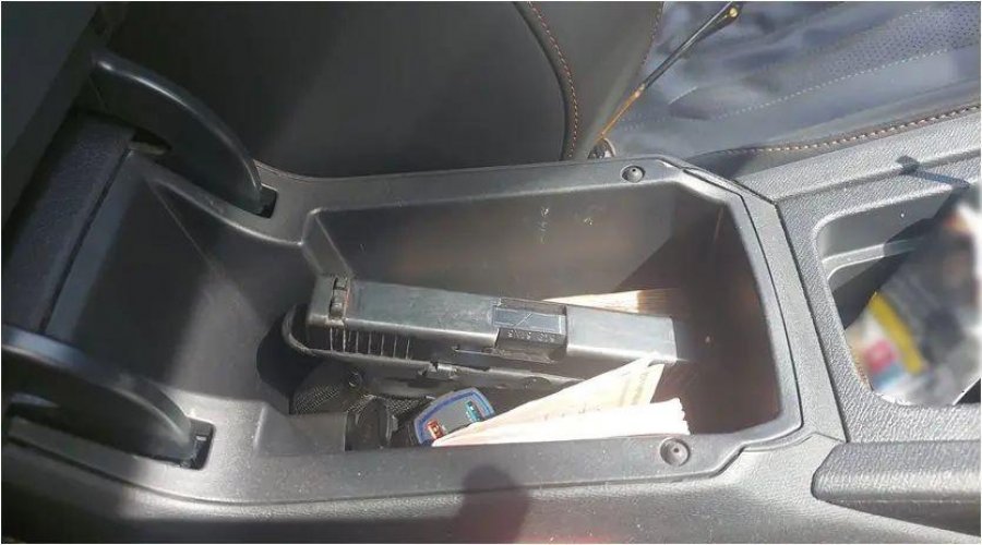 EMRAT/ Tentativë vrasje, bazë armatimi dhe trafik droge, prangosen 3 të rinj nga Korça në Selanik