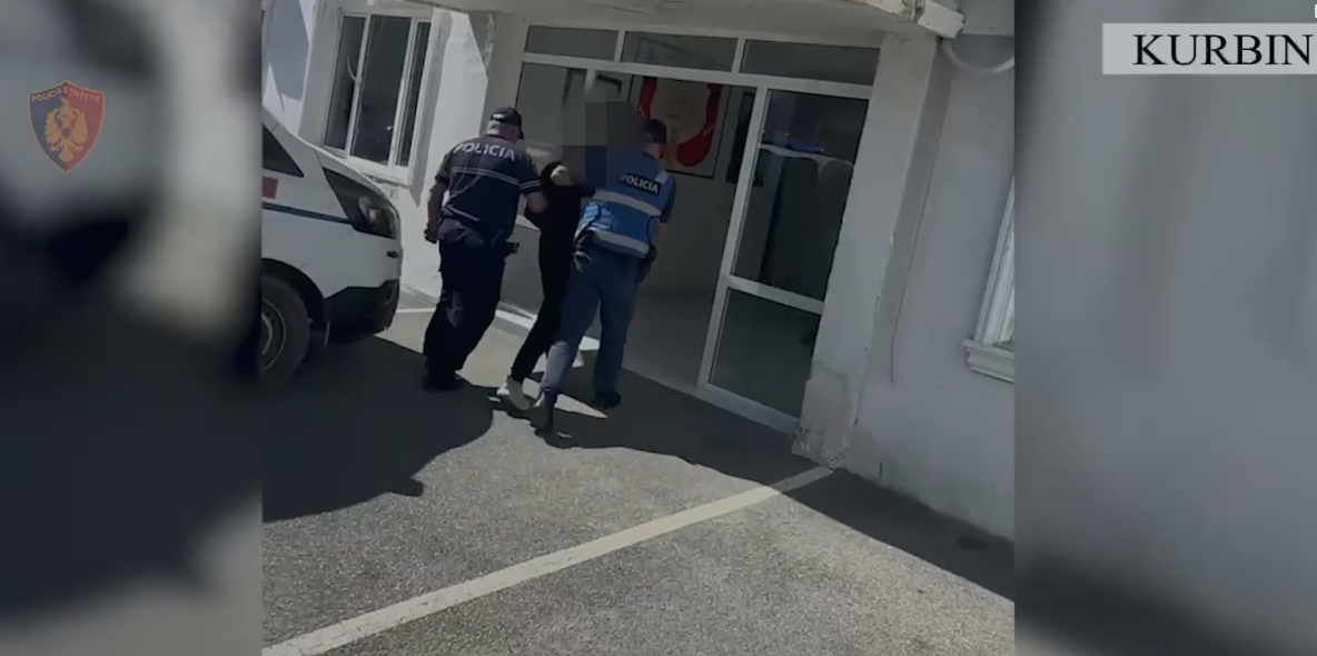 EMRI/ Kultivonte bimë narkotike në oborrin e banesës, kapet 23-vjeçari në Kurbin