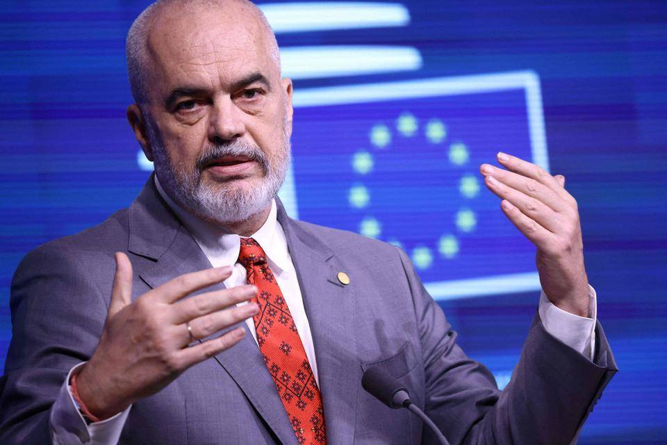 Eurostat rrëzon propagandën e Ramës! Paga minimale në Shqipëri, 34% më pak se mesatarja e rajonit