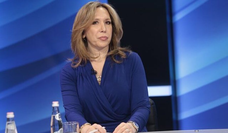 Evi Kokalari nxjerr mesazhet e Nesti Angonit për Albana Vokshin