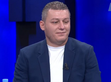 “Flija poshtë urave në kohën e PD, ja si e takova Ramën” – Rrëfehet zyrtari i PS