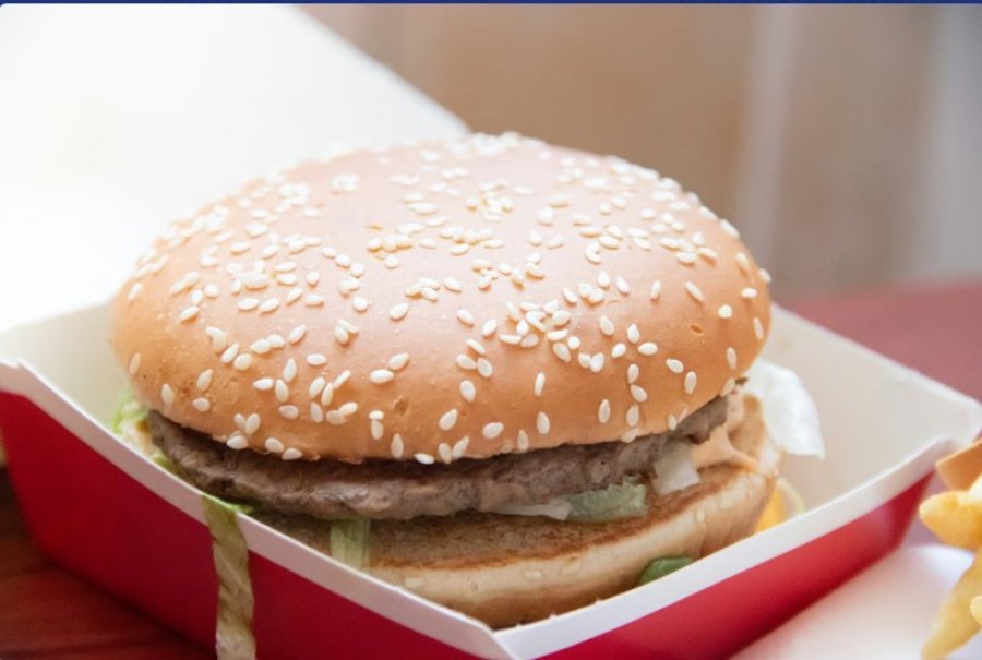 Formula super sekrete/ Ish-kuzhinieri i McDonald’s zbulon recetën për salcën e hamburgerit të tyre më të famshëm