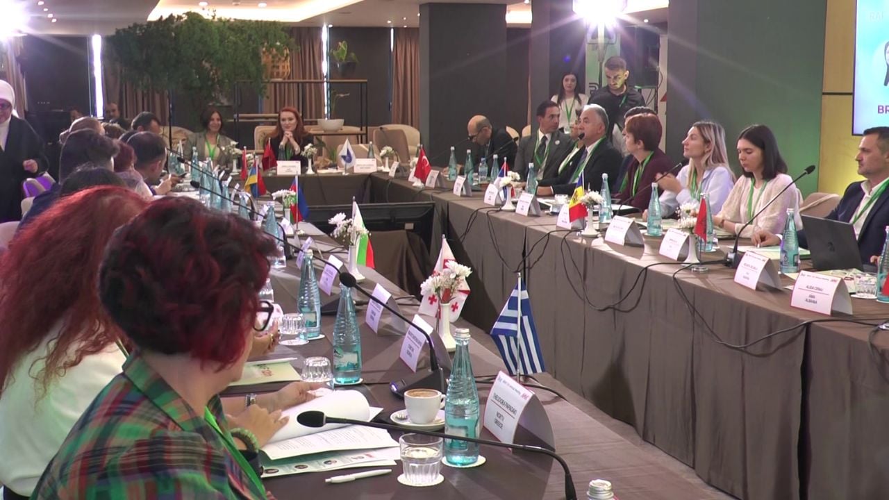 Forumi i 12-të i BRAF në Shqipëri, Krasniqi: Mirëpritëm 9 vende anëtare, prioritet gjuha kundër urrejtjes