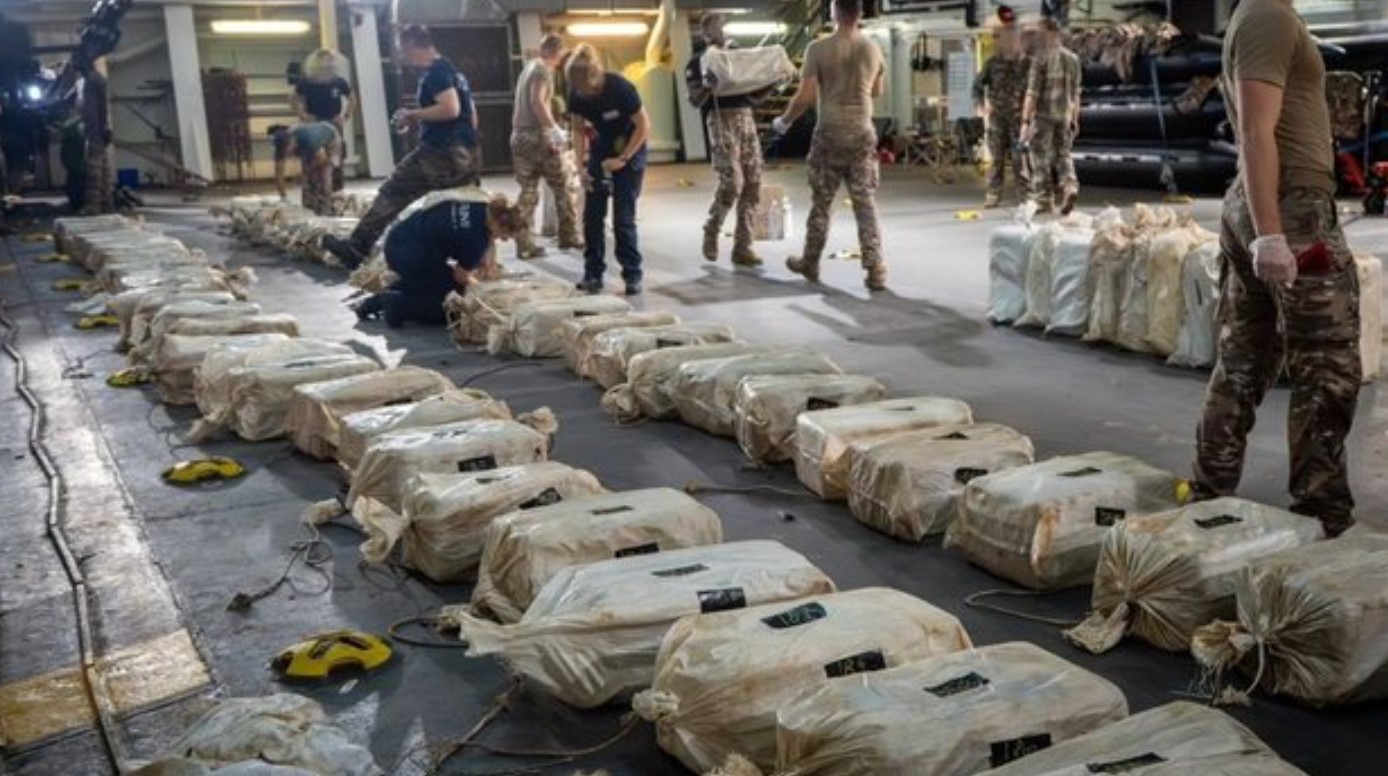 Franca godet trafikun ndërkombëtar: Sekuestrohen 9.6 tonë kokainë me vlerë mbi 500 milionë euro