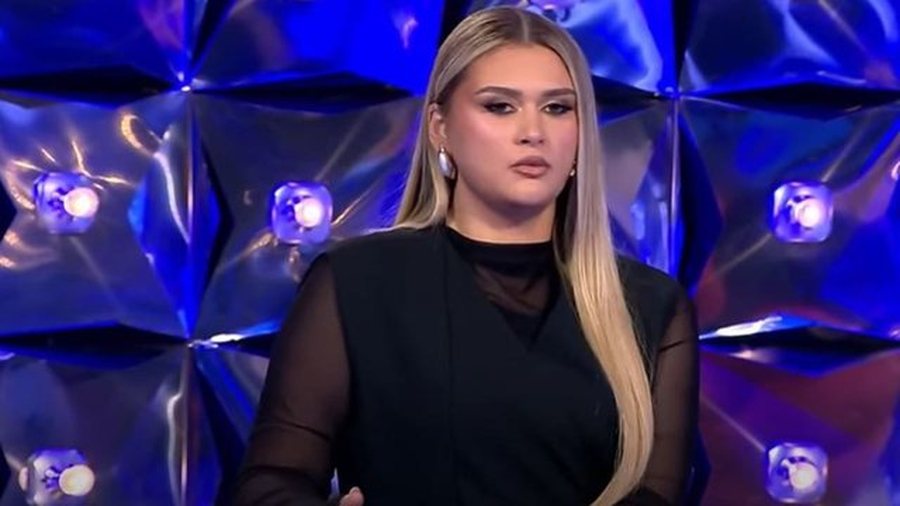 Gafa/ Neda Balluku ngushëllon Gjestin, e ngatërron me vëllain që vdiq në mënyrë tragjike