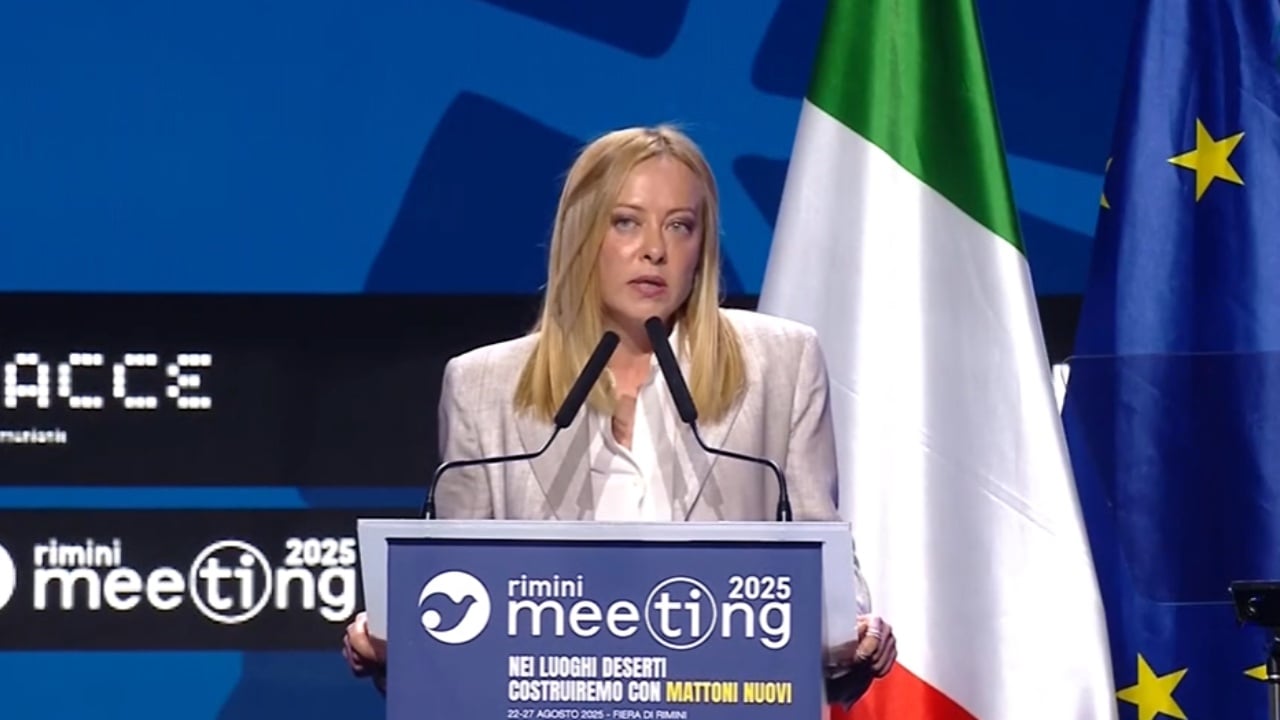 Giorgia Meloni reagon për protestat masive në Milano: E turpshme, dhuna nuk ka të bëjë me solidaritetin