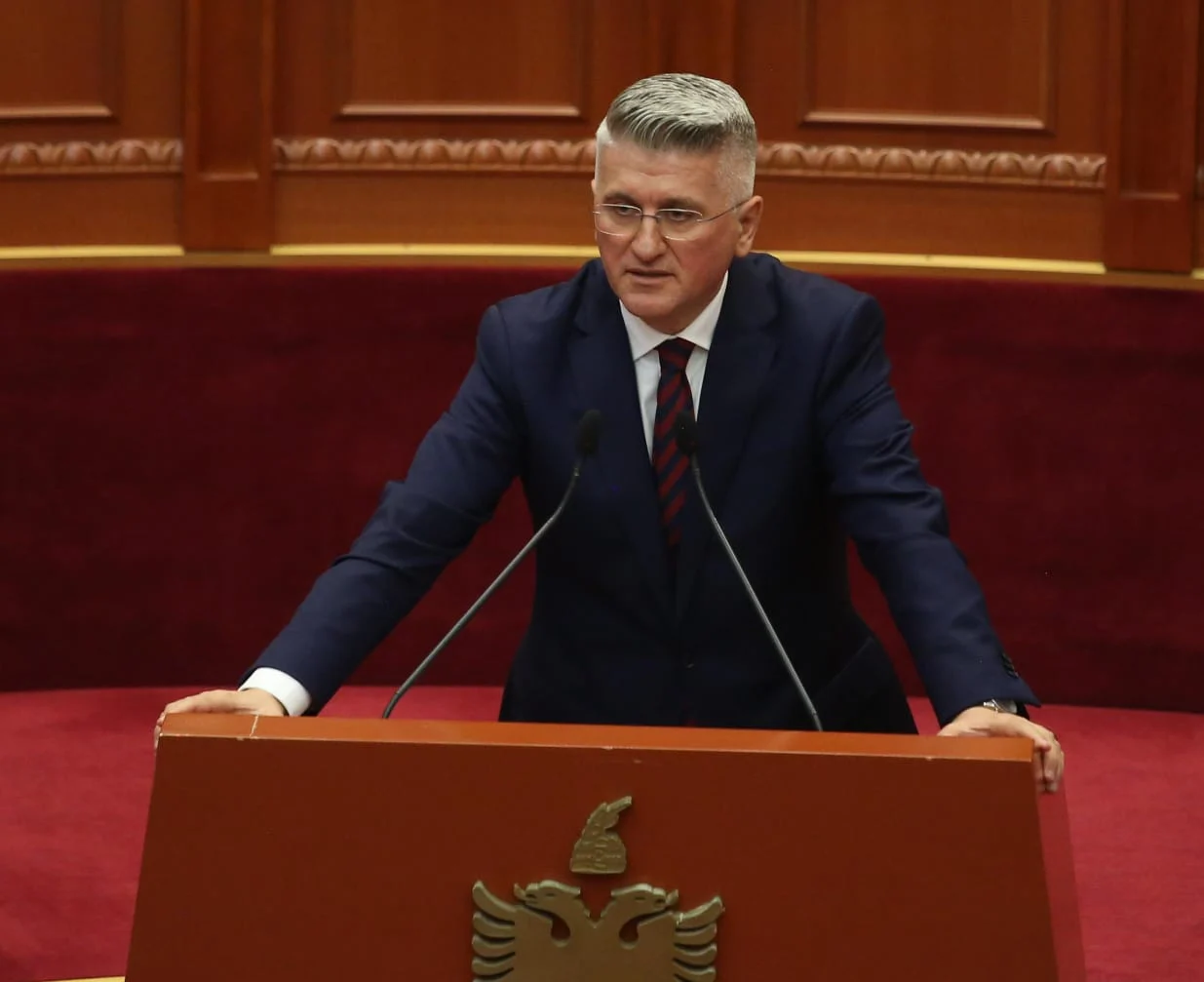 Gjekmarkaj: Keni frikë nga fjala! Parlamenti është kthyer në sallë lajmërimesh