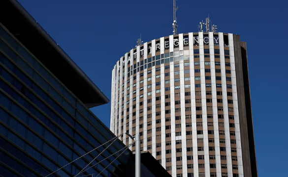 Gjendet i vdekur ambasadori i këtij vendi në Francë, dyshohet se ra nga kati i 22-të i hotelit