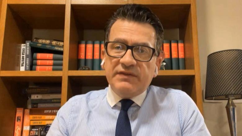 “Gjyqësori më shumë pushtet se politika!”/ Spahiu: Gjyqtarët e përjetshëm, deputetët e përkohshëm