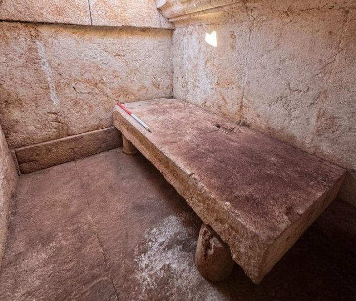 Gonxhja: Zbulohet në Bulqizë varri i parë monumental romak në Shqipëri