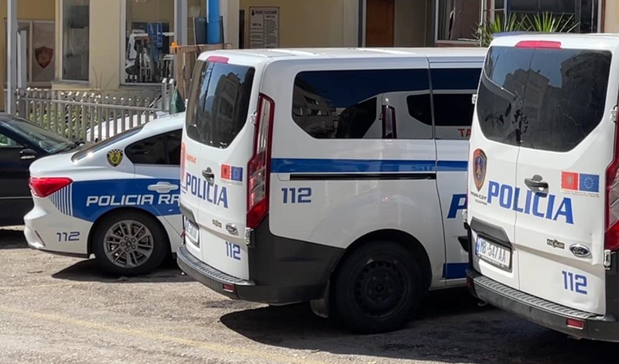 Grabiten dhe dhunohen në banesë dy të moshuar në Finiq