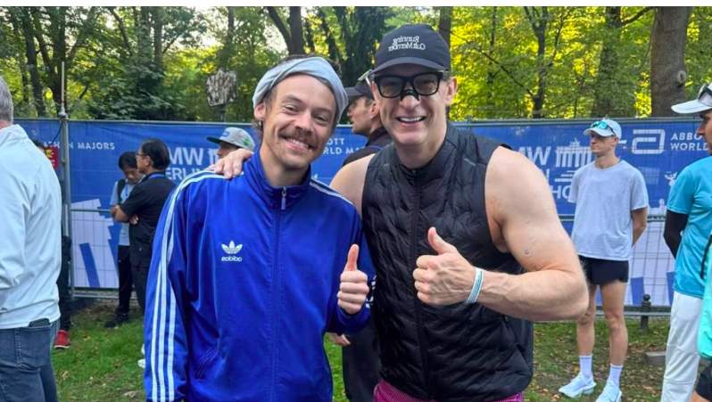 Harry Styles vrapon në Maratonën e Berlinit nën një emër të rremë