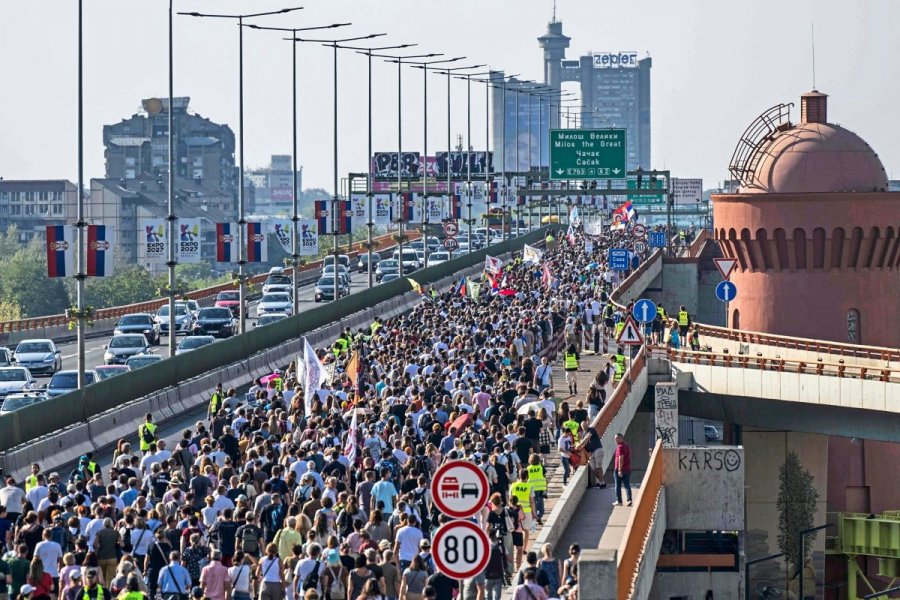 Hetimet për korrupsion në aksidentin e stacionit hekurudhor në Serbi marrin tjetër rrjedhë