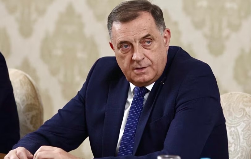 Hungaria injoron vendimet në Bosnjë-Hercegovinë, Szijjarto i drejtohet Dodikut si president