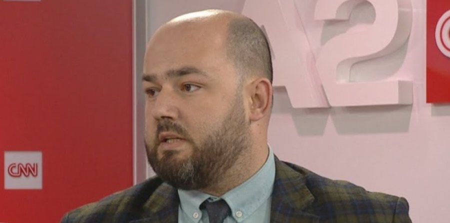 I mori 8000 euro klientit, arrest shtëpie për avokatin pranë PD, Besart Logu