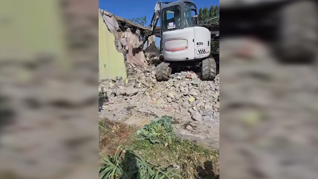 IKMT aksion pranë Aeroportit “Nënë Tereza”, hiqen 155 objekte shërbimi të ndërtuara pa leje